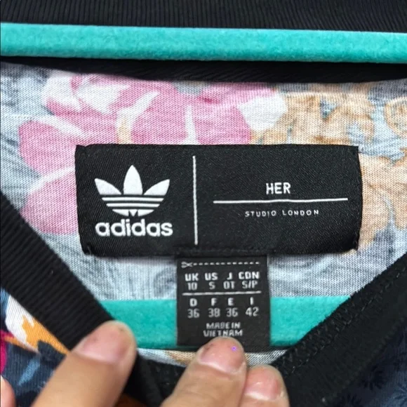 Adidas HER studio London Tee - Multicolor - Picture 6 of 9